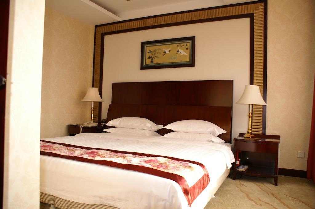 Weigela Park Hotel Dalian Oda fotoğraf